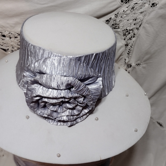 Grey Church Hat - Picture 6 of 16